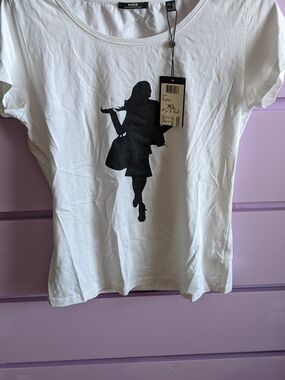White Tee with Black Silhouette Graphic Non-smoking and pet-free house